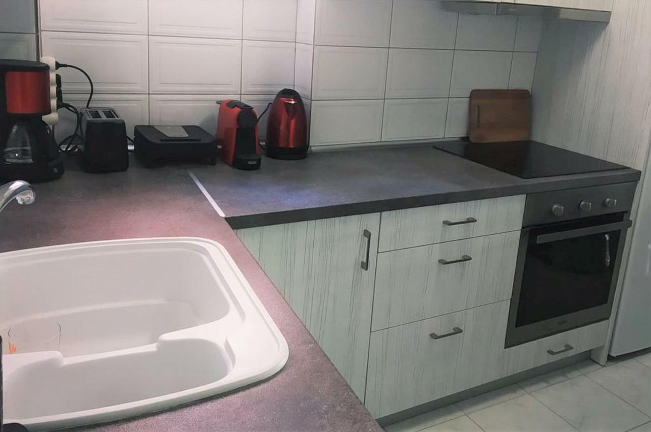 Appartamento Super Nuova - Private Parking Salonicco Esterno foto